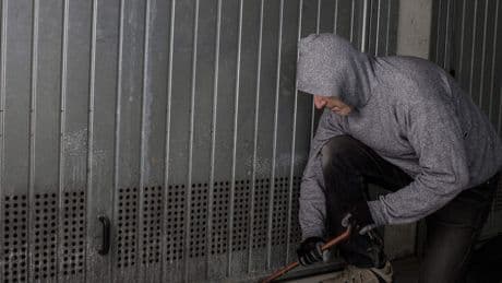 Woninginbraken fors afgenomen (12%): ’Inbrekers willen liever fietsen dan huisraad’