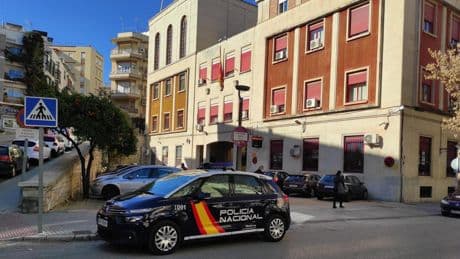 Detenido en Sevilla un estudiante por hackear una plataforma educativa y cambiar notas