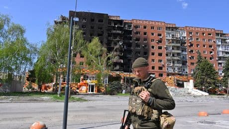 Healey to call for ’50-day drive’ to arm Ukraine and force Putin to negotiate