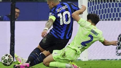 Çalhanoglu marca el 2-0 gracias a un penalti riguroso de VAR de Cubarsí a Lautaro