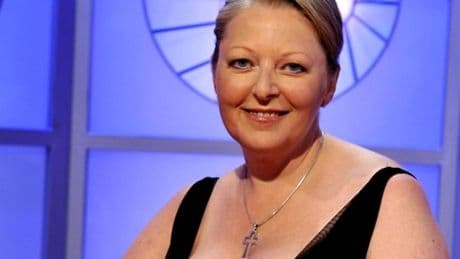 La &quot;reinvención&quot; de Anne Germain: de la farsa paranormal a vender Reiki en Alicante