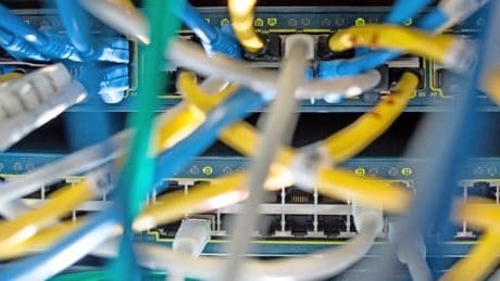 Darknet: UBS und weitere Firmen werden Opfer von Cyberangriff