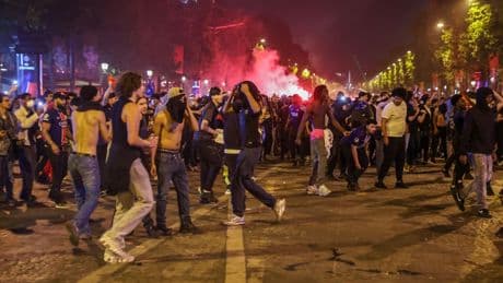 Cerca de 300 detenidos por disturbios en París tras la victoria del PSG en la final de la Champions
