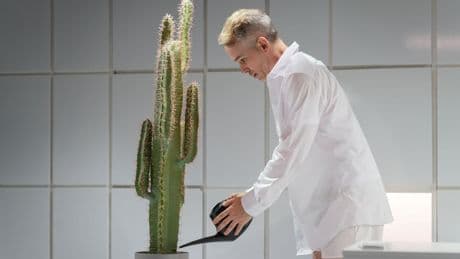 Clive at Arcola Theatre review: it's hard to care while watching this pointless production