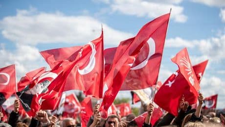 Proteste in der Türkei: Polizei blockiert Zentrale der Opposition in Istanbul