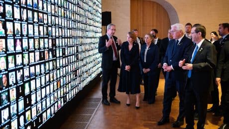 Bundespräsident in Israel: Steinmeier dringt bei Netanjahu auf Kriegsende