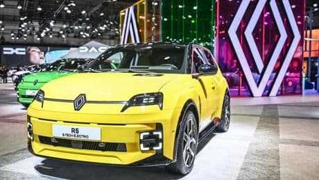 Automobile : un nouveau bonus pour les voitures électriques avec une batterie européenne