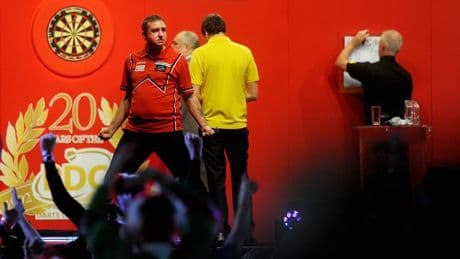 'I want to win because I'm skint' admits darts legend as he returns to televised event