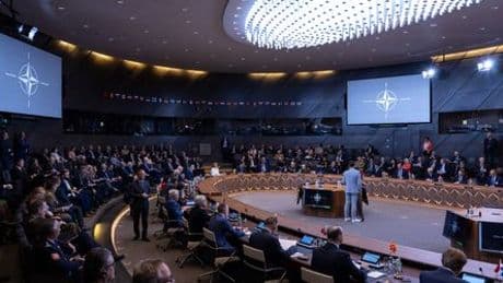 Nato beschließt größtes Aufrüstungsprogramm seit Jahrzehnten