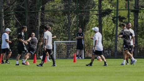 Beşiktaş'ta Göztepe maçı hazırlıkları başladı! Jota Silva ilk idmanına çıktı