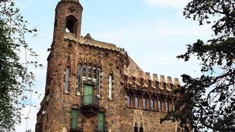 La torre que Gaudí escondió a los pies de Collserola y casi nadie conoce