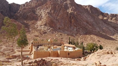 Foi, béton et diplomatie… La « Grande Transfiguration », ce projet qui menace le mont Sinaï