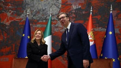 Difesa, Meloni riunisce le imprese:
«Investimenti anche su opere civili»