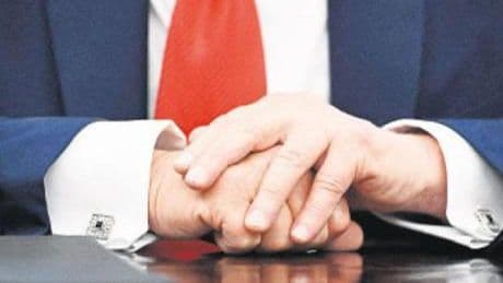 Trump’ın pırlanta kol düğmeleri