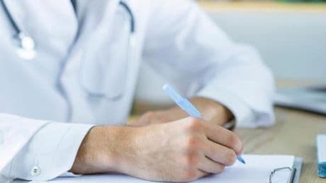¿Se descuenta el tiempo de baja médica del paro tras un despido? Lo que muchos no saben