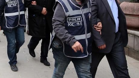 Ankara merkezli 8 ilde FETÖ'nün mahrem yapılanmasına operasyon