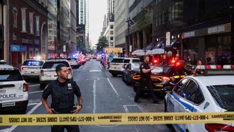 Al menos tres heridos, incluido un agente de policía, en un tiroteo en Nueva York