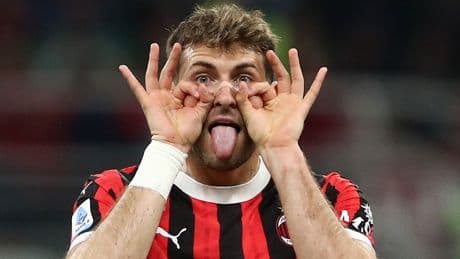 Invaller Giménez grote man bij AC Milan met twee treffers tegen Bologna