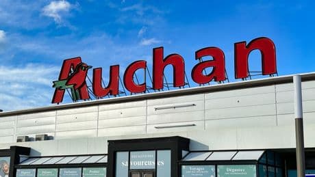 Auchan va fermer 25 supermarchés en Espagne et supprimer 710 postes