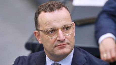 „Haben Deutschland gut durch diese schwere Zeit geführt“ – Spahn weist Vorwürfe zurück