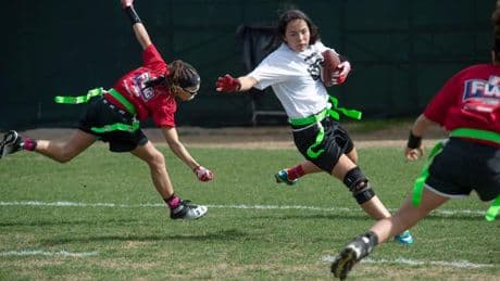 Nouveauté des JO de Los Angeles, le “flag football” détrônera-t-il le football américain ?