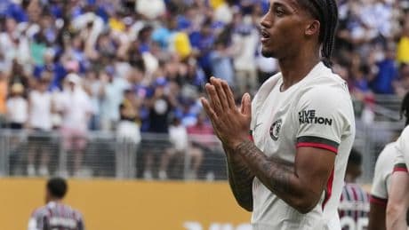Debuta, marca y pide perdón ¡Vaya golazo de Joao Pedro para el Chelsea!