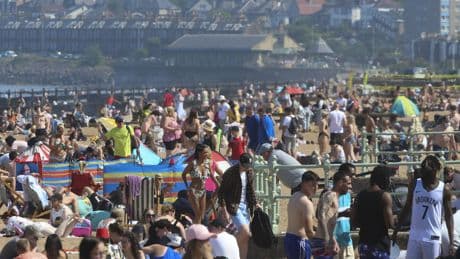 Edinburgh police warn parents of summer crackdown on Portobello beach