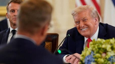 Trump le pide a Putin que sea "bueno", reconoce que "quizá no quiera un acuerdo" y descarta desplegar a la OTAN en Ucrania