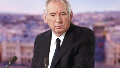 À rebours d’Édouard Philippe, François Bayrou s’oppose à une nouvelle dissolution en cas de chute ou de blocage politique