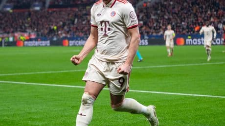 Gol makinesi ilk kupasını kazandı!