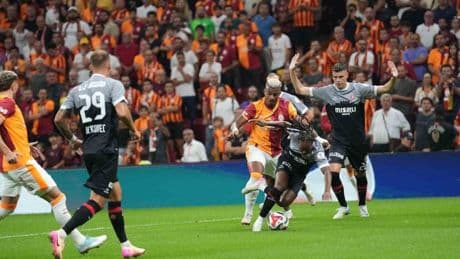 CANLI ANLATIM: Galatasaray, Karagümrük'ü RAMS Park'ta ağırlıyor