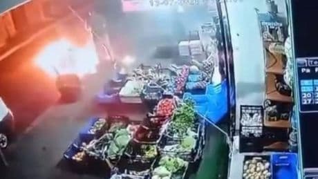 İstanbul’da markete molotoflu saldırı