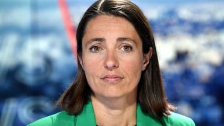 "L’année blanche sera une année noire pour les travailleurs": Sophie Binet ne veut pas "financer des Rafale en fermant des hôpitaux"