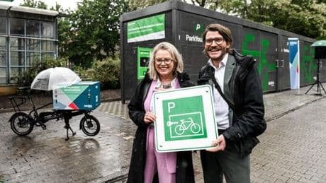 Neues Fahrradparkhaus in Berlin eröffnet – was es besonders macht