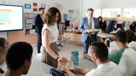 Los nuevos coles de educación especial con los que Ayuso planta cara a Sánchez por su modelo educativo: "No es gueto"