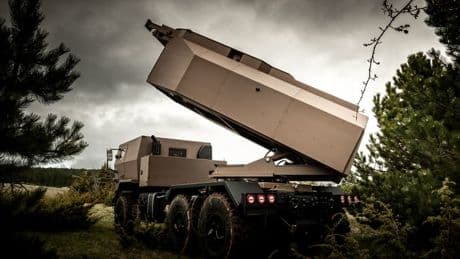 La jeune entreprise Turgis & Gaillard dévoile le Foudre, son lance-roquettes "made in France" capable de frapper jusqu'à 1.000 km de distance