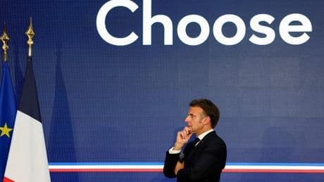 Macron consigue 20.000 millones de euros en inversiones extranjeras para una Francia en crisis