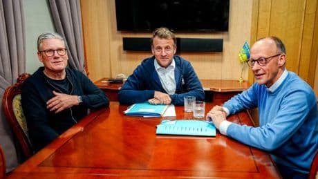 Zeichen der Unterstützung – Merz, Macron und Starmer sind auf dem Weg nach Kiew