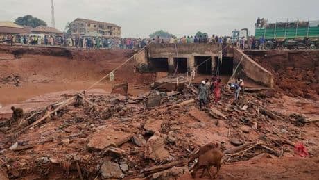Sube a 158 el número de muertos por las graves inundaciones en el oeste de Nigeria