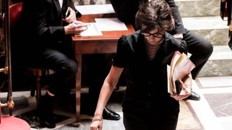 Camouflet ou coup monté : la réforme de l’audiovisuel de Dati rejetée à l’Assemblée
