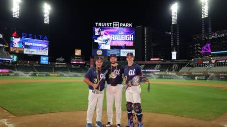 Cal Raleigh enjoys full circle moment with dad, brother taking part in Home Run Derby