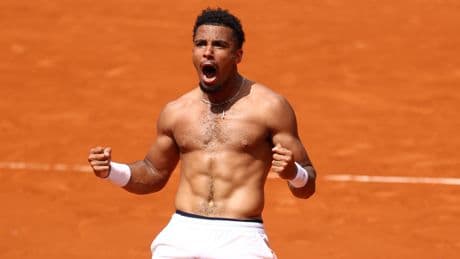 Roland-Garros : «Celui-là est vraiment pas mal», savoure Arthur Fils après son marathon gagnant