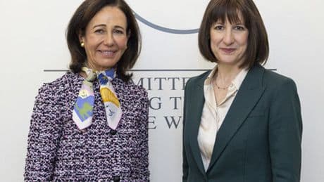 Botín echa un guante con TSB a la ministra de Hacienda en su peor semana