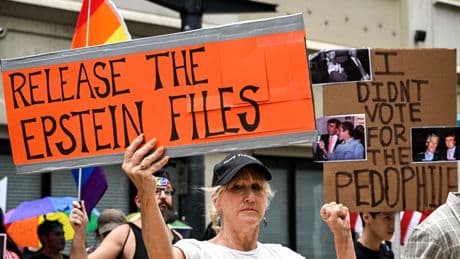 « Une affaire où il fallait suivre la piste de l’argent » : ce que révèlent les documents bancaires confidentiels sur l’affaire Epstein