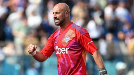 ¡Pepe Reina vuelve al Villarreal!