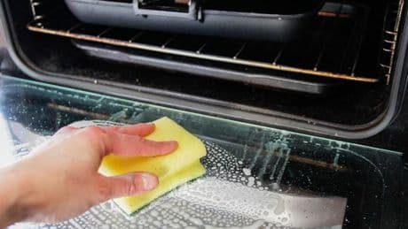 Ovens will be sparkling clean with simple 8p tip that removes burnt-on grease