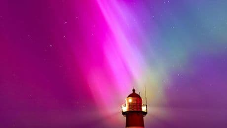 Kans op noorderlicht in Nederland: impact krachtige zonnevlam kan deze nacht voor mooi beeld zorgen