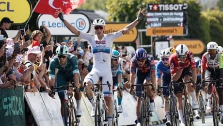 Tour de France 2025 : le résumé de la neuvième étape, remportée par Tim Merlier
