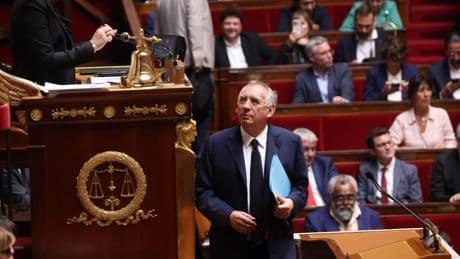 Chute de François Bayrou : les coulisses d’une journée historique qui plonge la France dans la crise politique