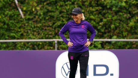 Wiegman: “Hemos aprendido de los partidos contra España”